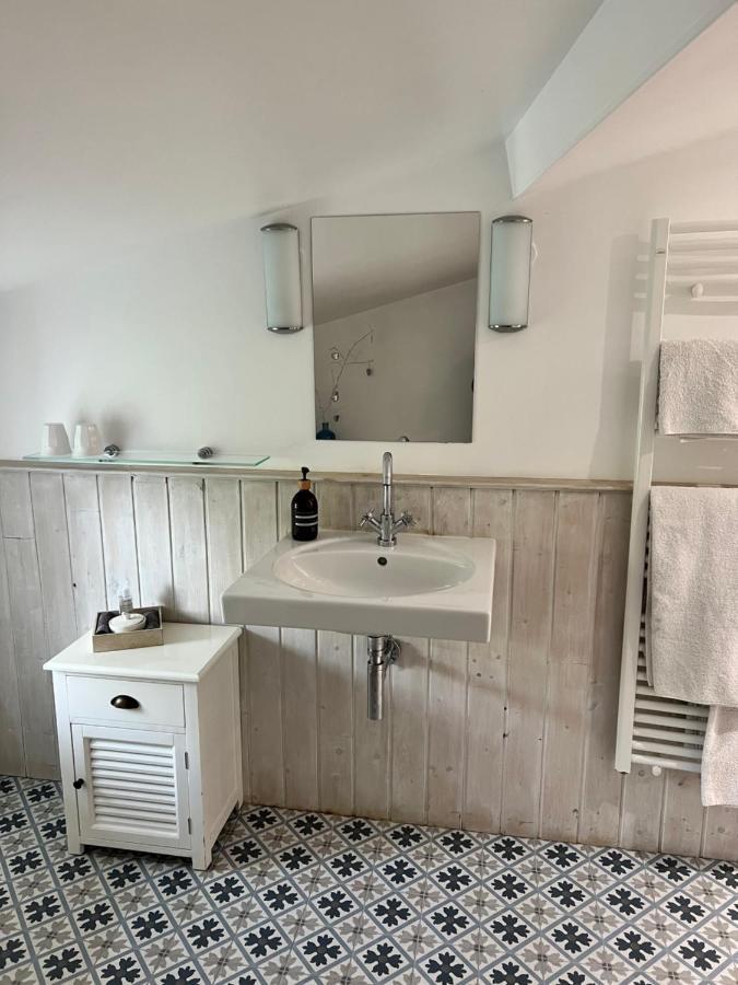 La Girarde Bed & Breakfast Saint-Quentin-de-Caplong Exterior photo